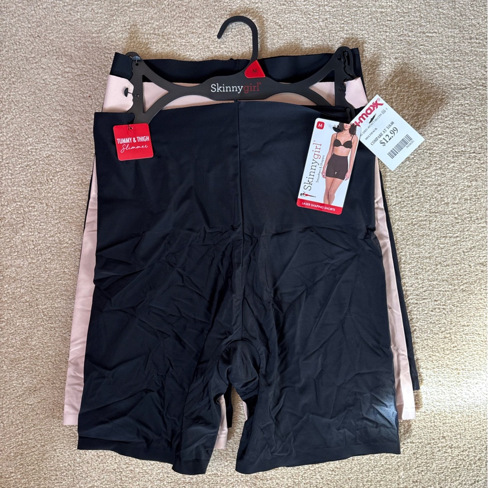Skinny girl Laser Shaping Shorts size medium